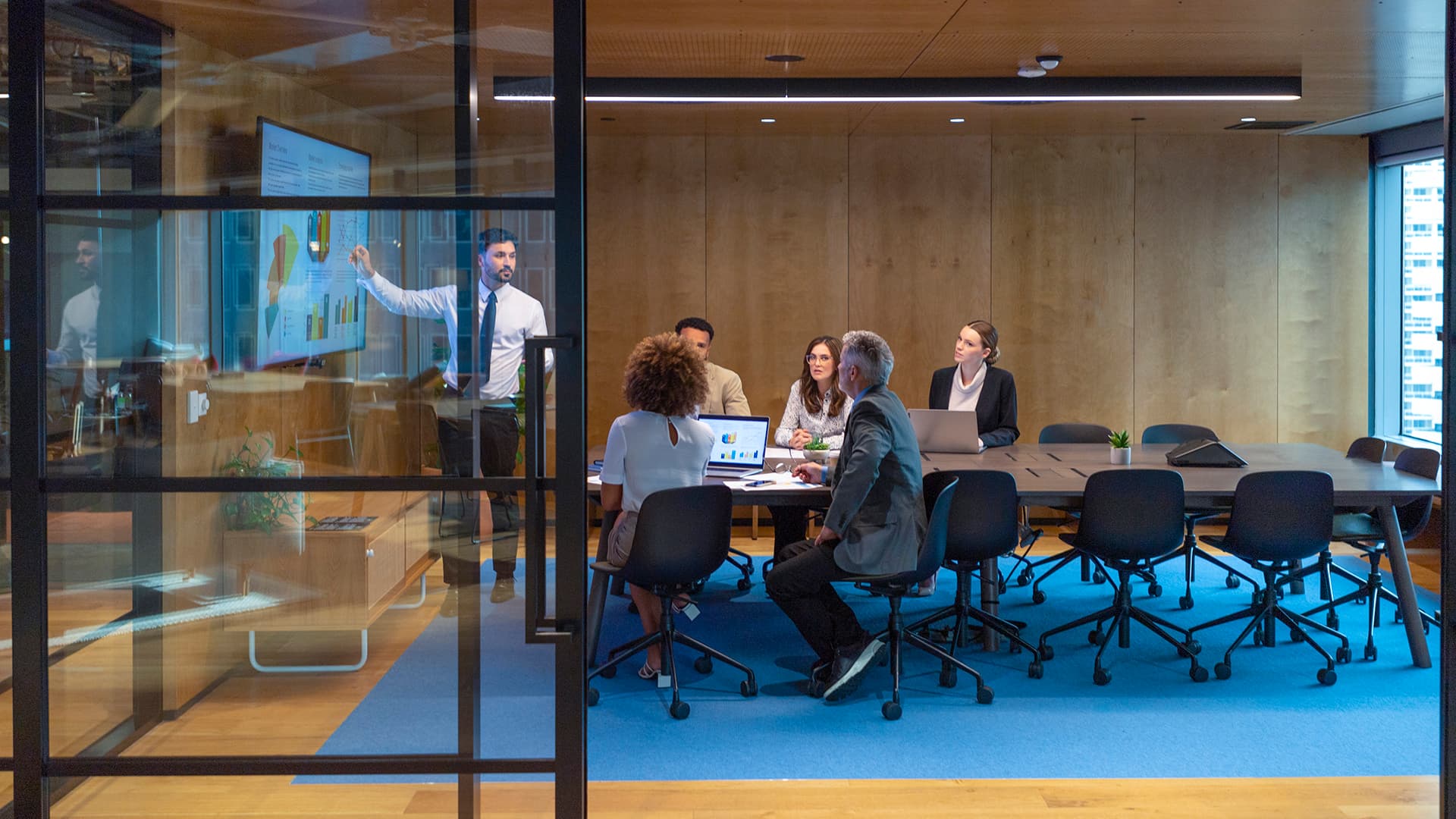 Expertise DebtManagement Hero