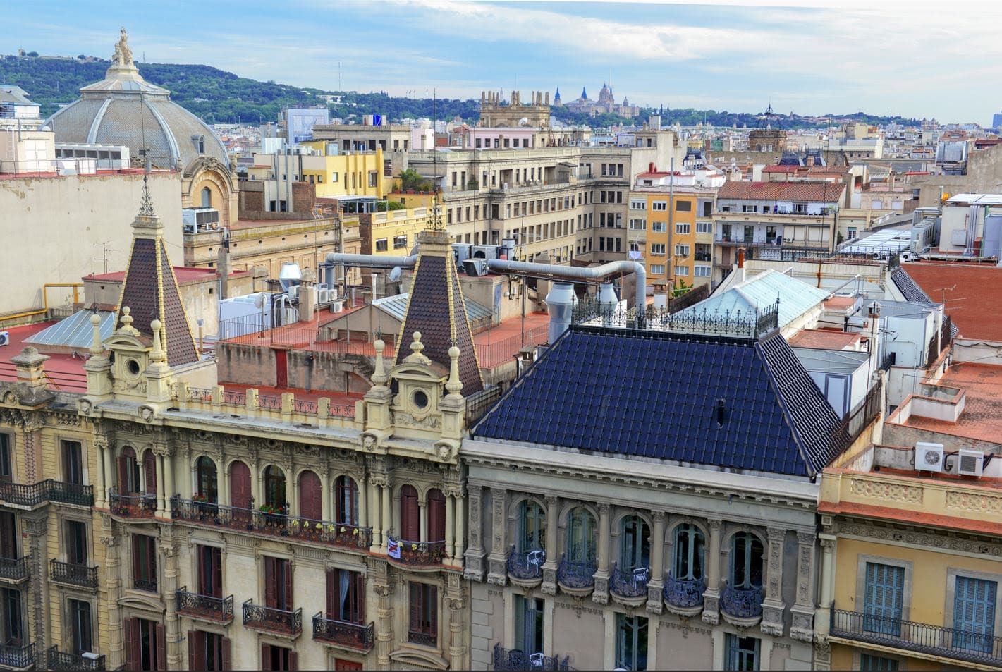 AGL - Insight 480 - Pan European Valuation Analysis Headline Trends - Q4 2023 - Hero